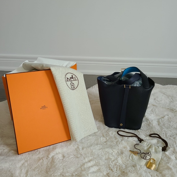 💯 NWT- Rare HERMES Picotin 18 Lock Casaque 2 - Picture 1 of 8